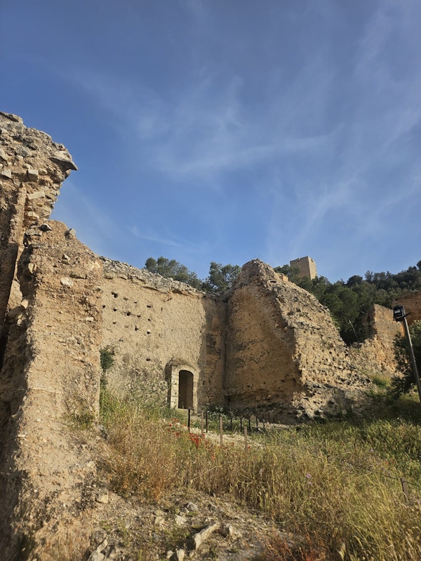 Día en familia: Visita al Castillo de Santa Catalina y recorrido por la muralla - Lagarto Tours